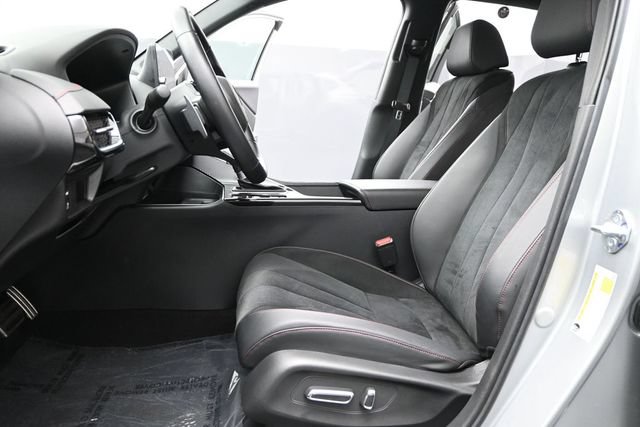 Used 2025 Acura ADX A-Spec FWD image 15