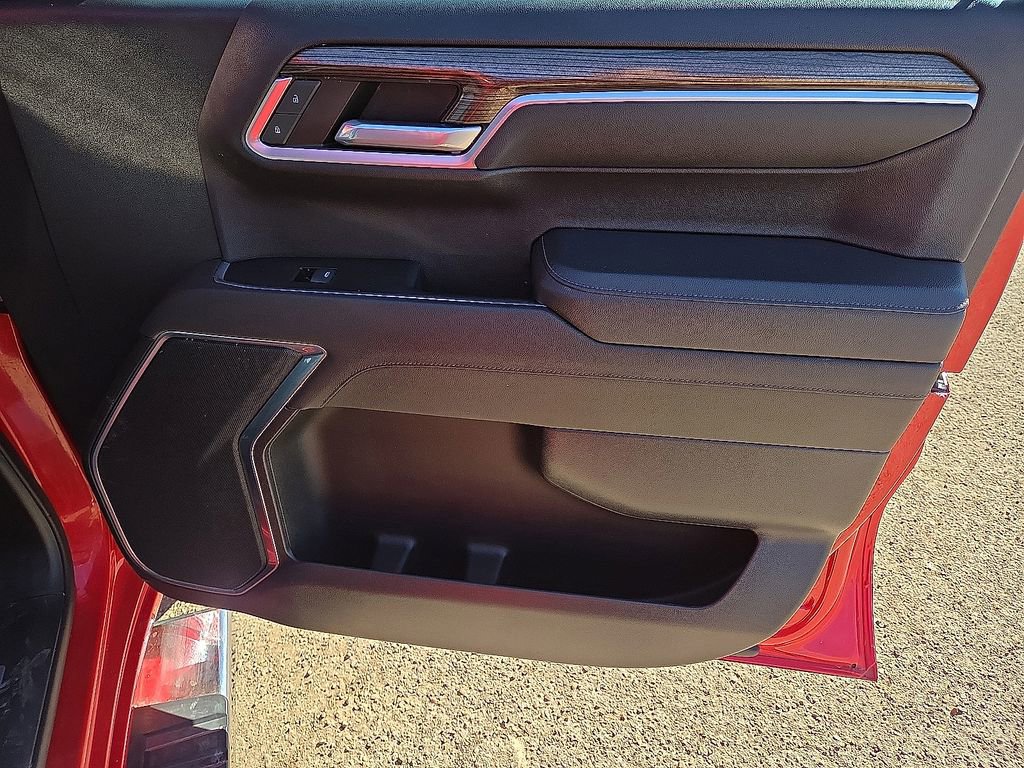 Used 2022 Chevrolet Silverado 1500 LT image 13