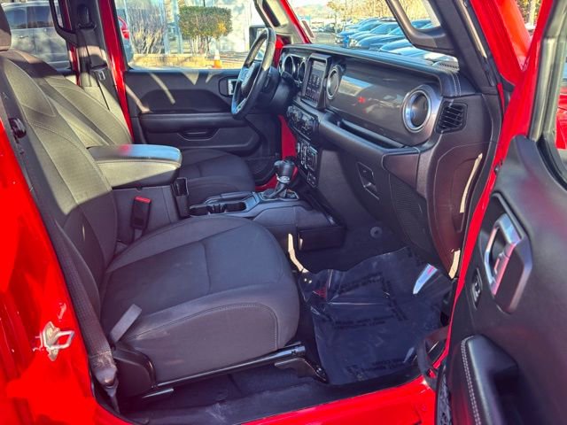 Used 2021 Jeep Wrangler Unlimited Sahara image 40