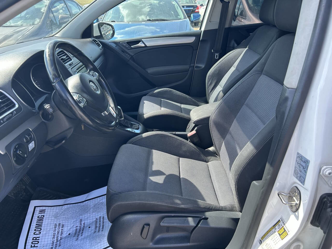 Used 2014 Volkswagen Golf TDI image 9