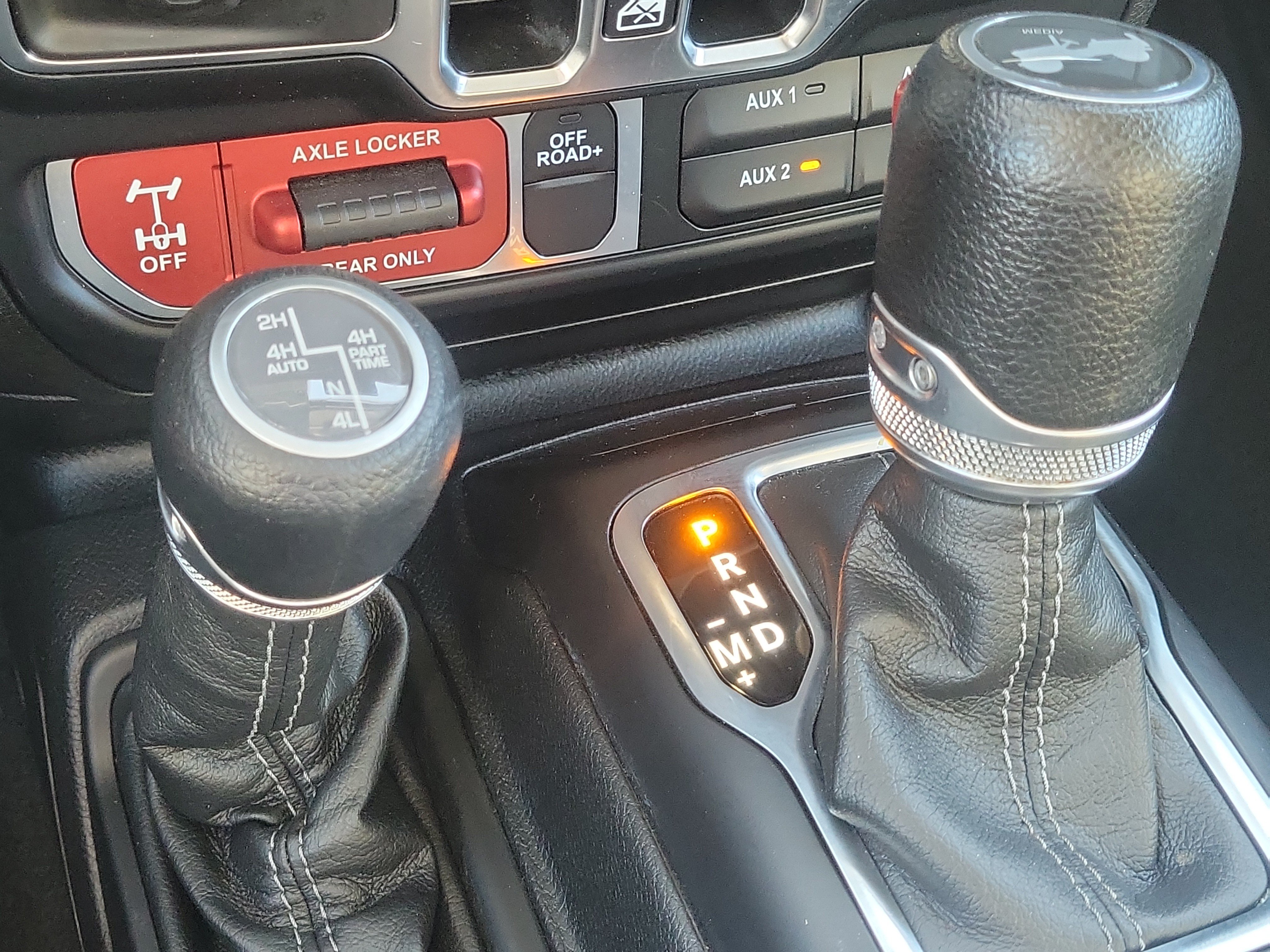 Used 2024 Jeep Wrangler Unlimited AWD/4WD image 22