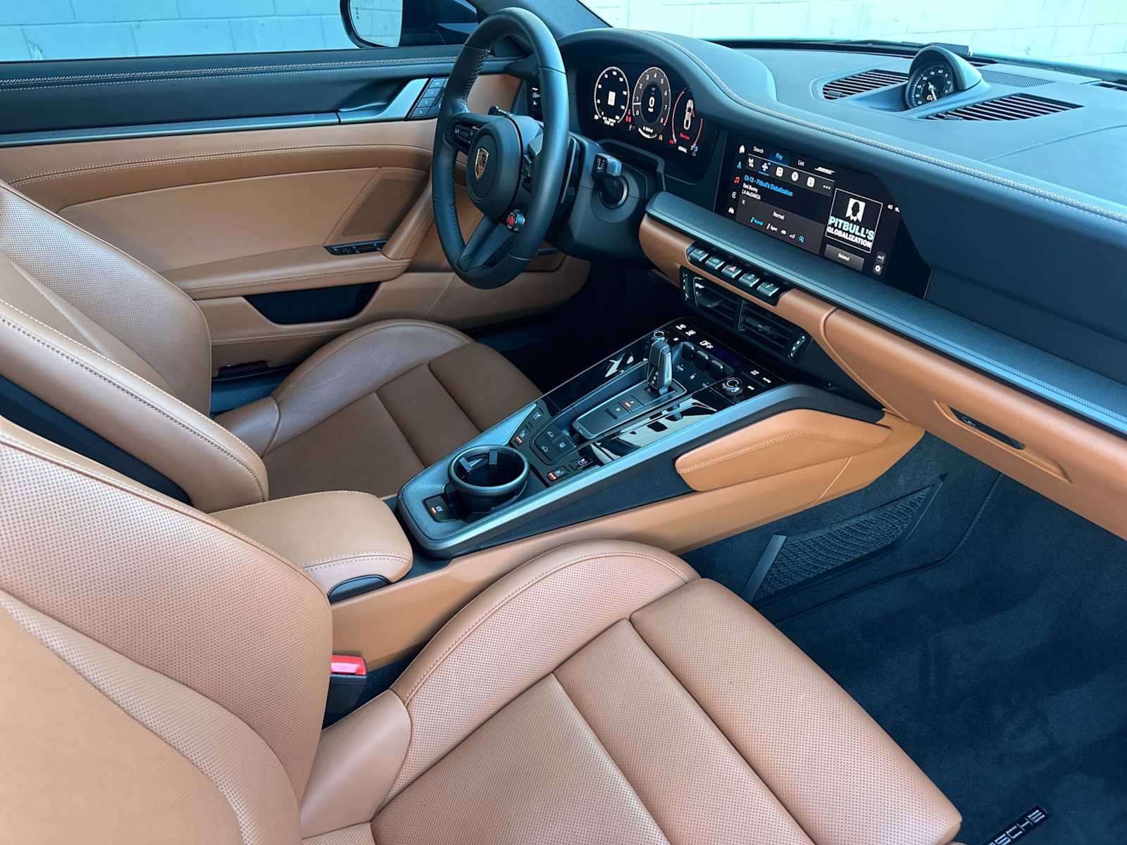 Certified 2025 Porsche 911 Carrera RWD image 16