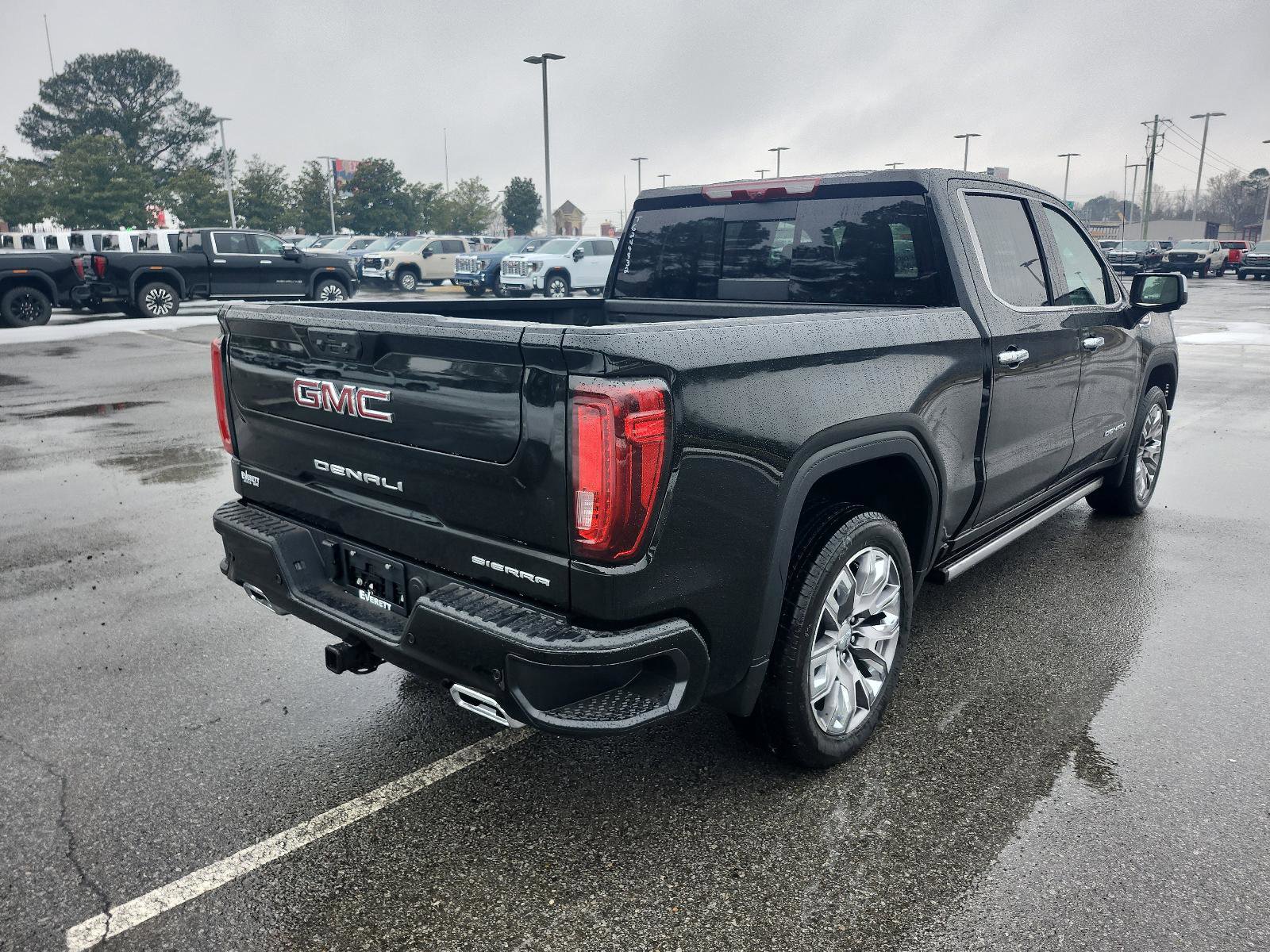 New 2026 GMC Sierra 1500 Denali w/ Denali Reserve Package AWD/4WD image 3