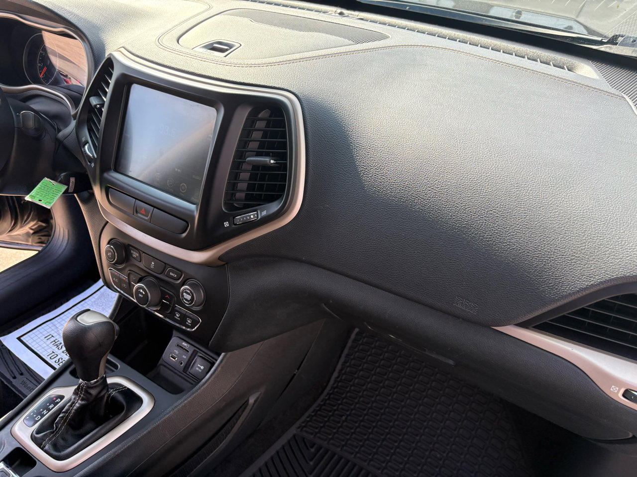 Used 2016 Jeep Cherokee Latitude image 38