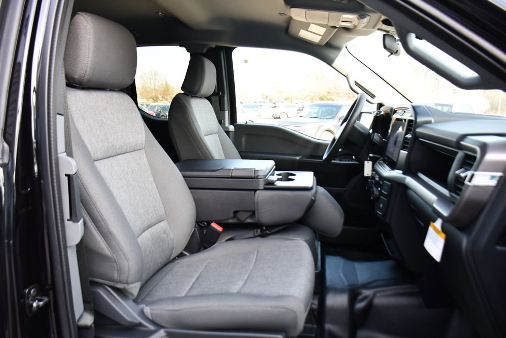 New 2026 Ford F150 XL w/ Equipment Group 103A High image 15