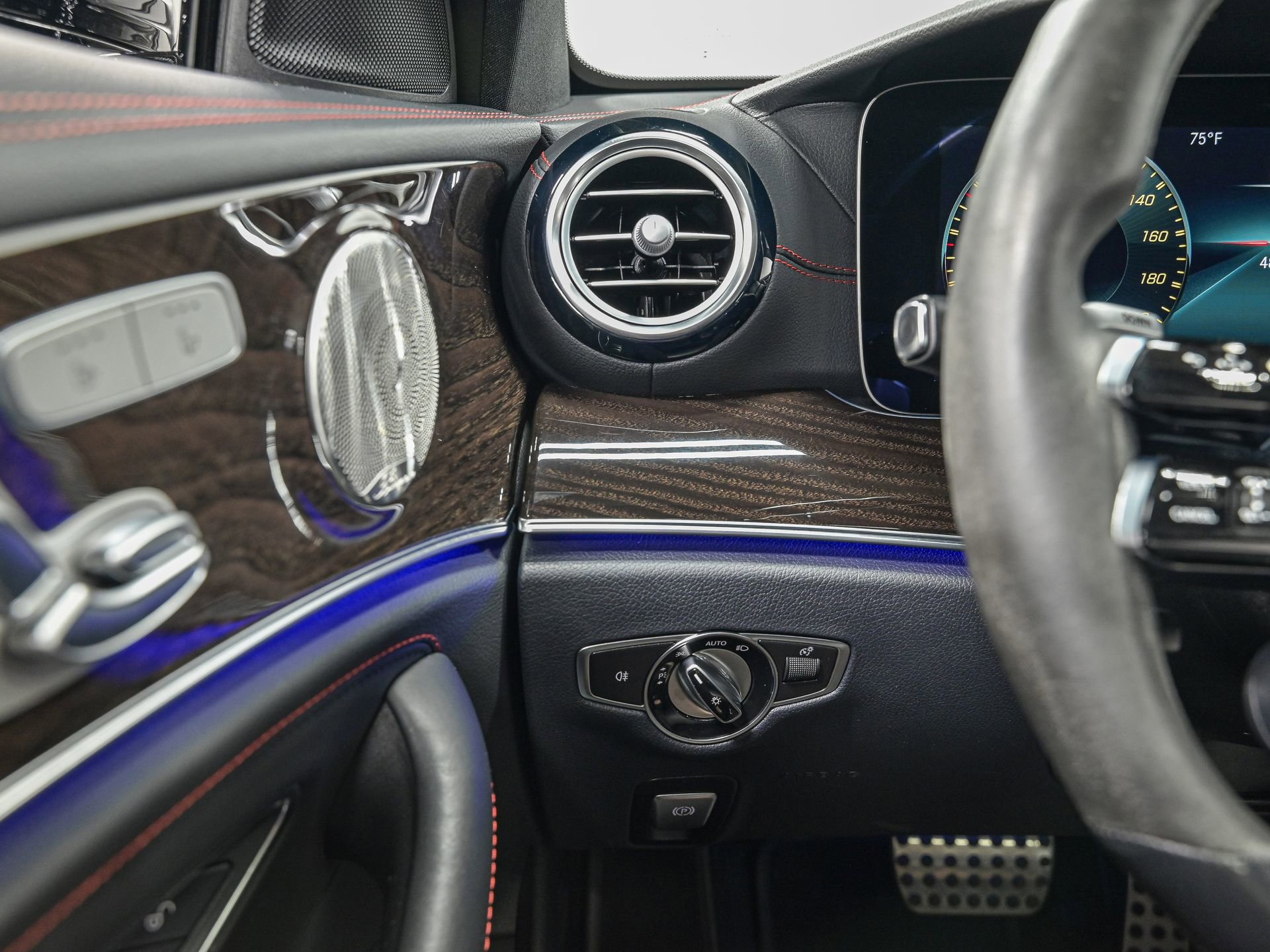 Used 2021 Mercedes-Benz E 53 AMG 4MATIC Sedan w/ Driver Assistance Package image 17