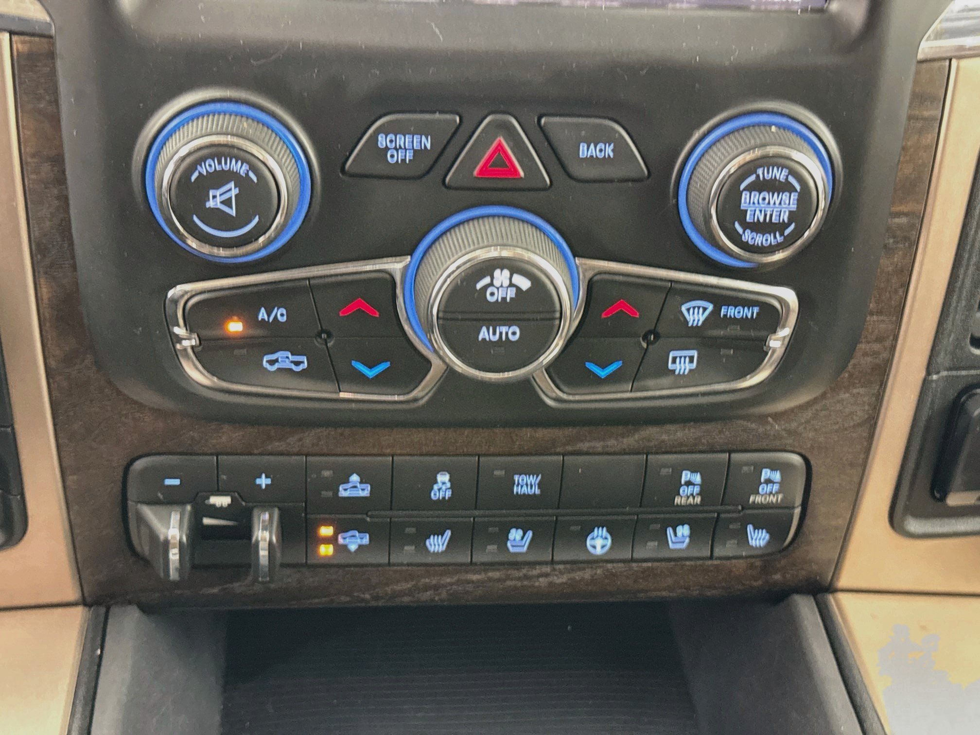 Used 2017 RAM 1500 Laramie Longhorn AWD/4WD image 17