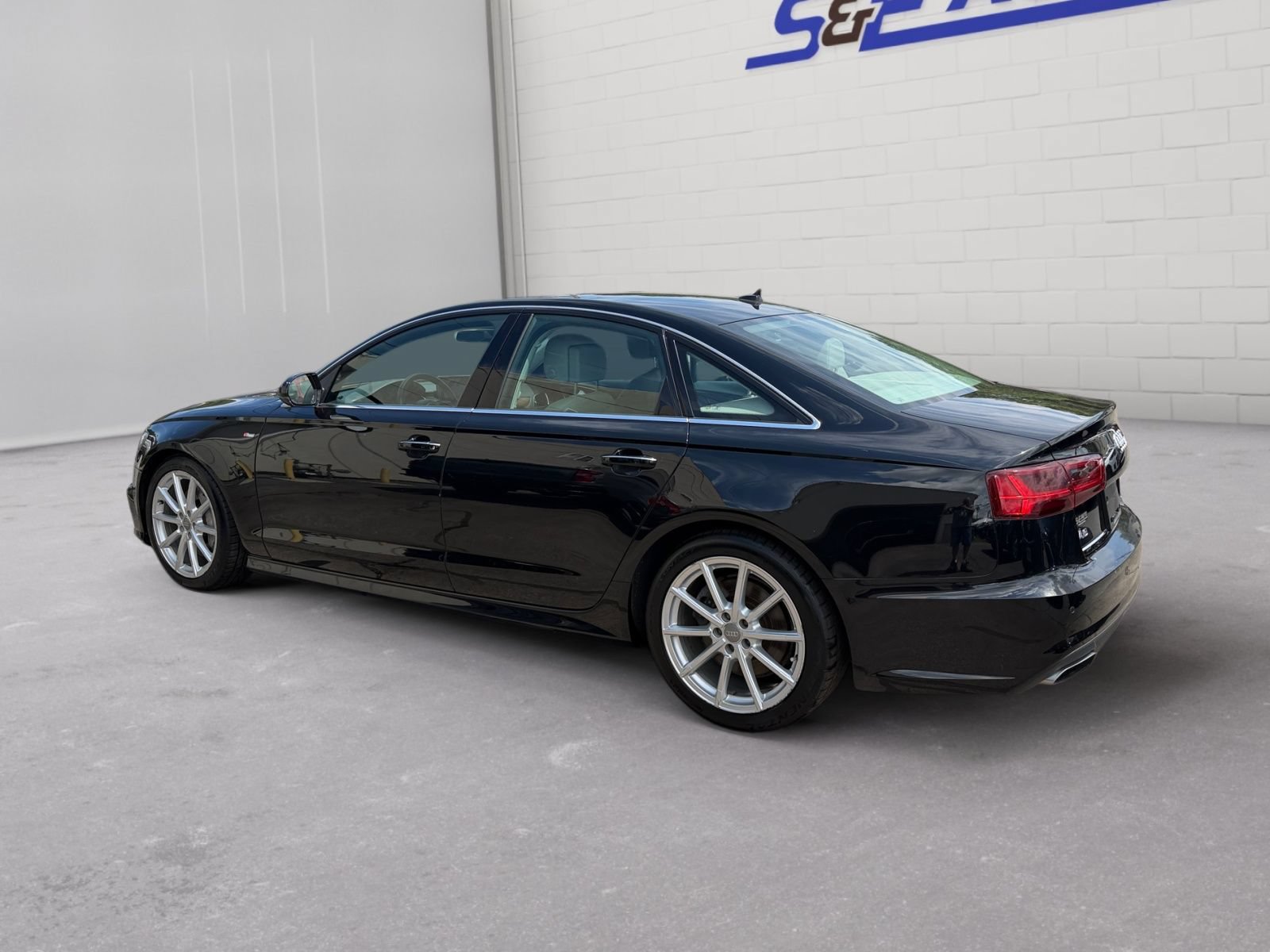 Used 2018 Audi A6 2.0T Premium Plus w/ Premium Plus Package AWD/4WD image 3