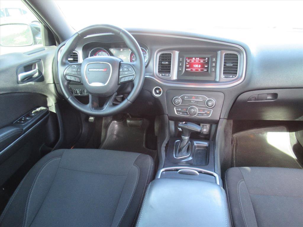 Used 2015 Dodge Charger SE w/ Power Sunroof Group image 11