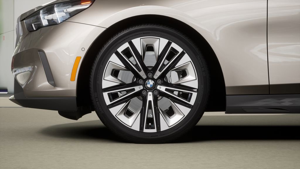 New 2026 BMW 530i xDrive w/ Premium Package image 7
