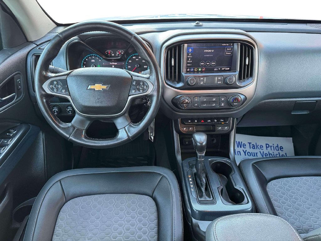 Used 2022 Chevrolet Colorado Z71 AWD/4WD image 19