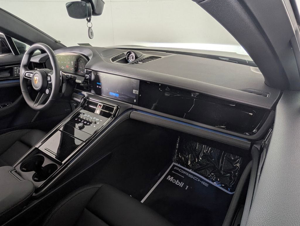 New 2026 Porsche Panamera 4 image 19