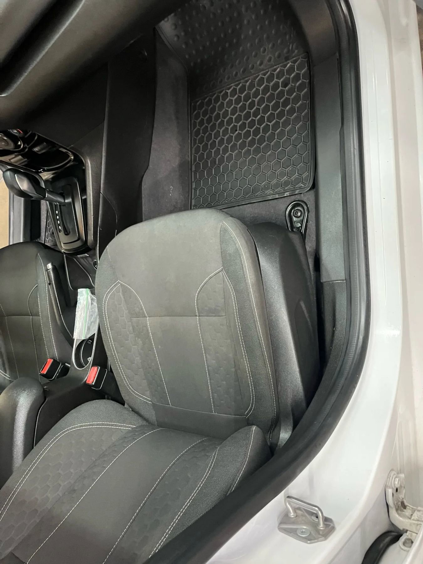 Used 2019 Ford Fiesta SE w/ Equipment Group 201A image 12