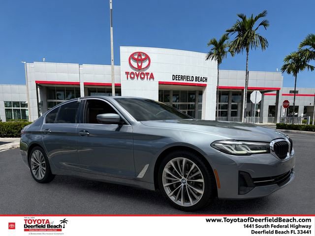 Used 2021 BMW 530i w/ Convenience Package RWD image 1