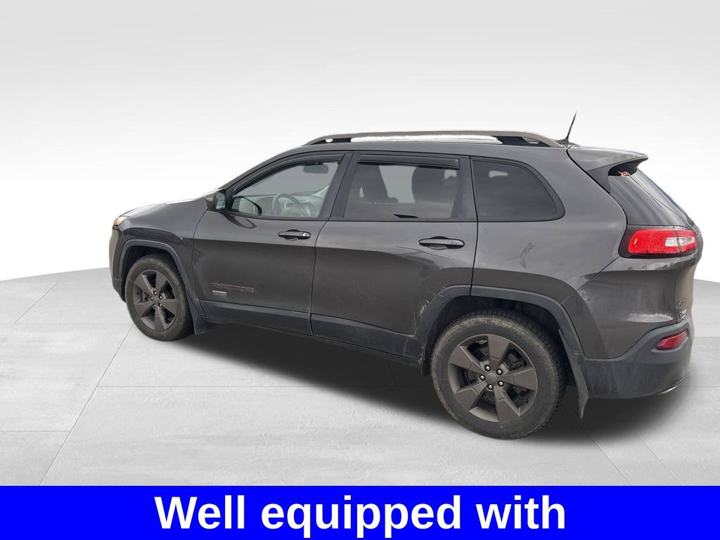 Used 2016 Jeep Cherokee Latitude AWD/4WD image 3