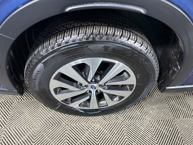 Used 2021 Subaru Outback Premium image 10