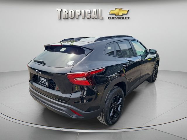 New 2026 Chevrolet Trax LT w/ Midnight Edition FWD image 5