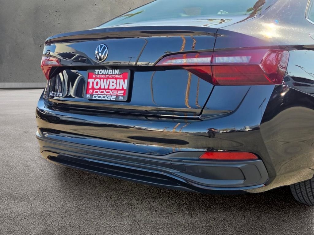 Used 2024 Volkswagen Jetta S FWD image 5
