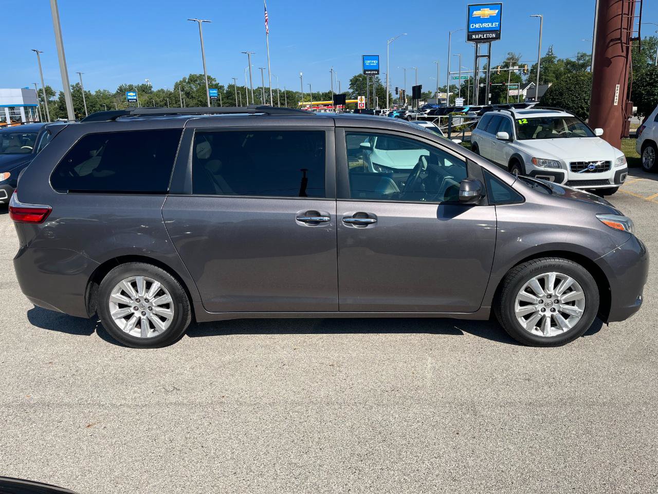 Used 2015 Toyota Sienna Limited FWD image 6