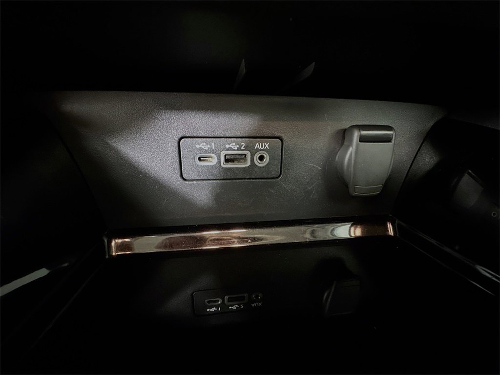 Used 2024 Nissan Altima 2.5 SV image 29