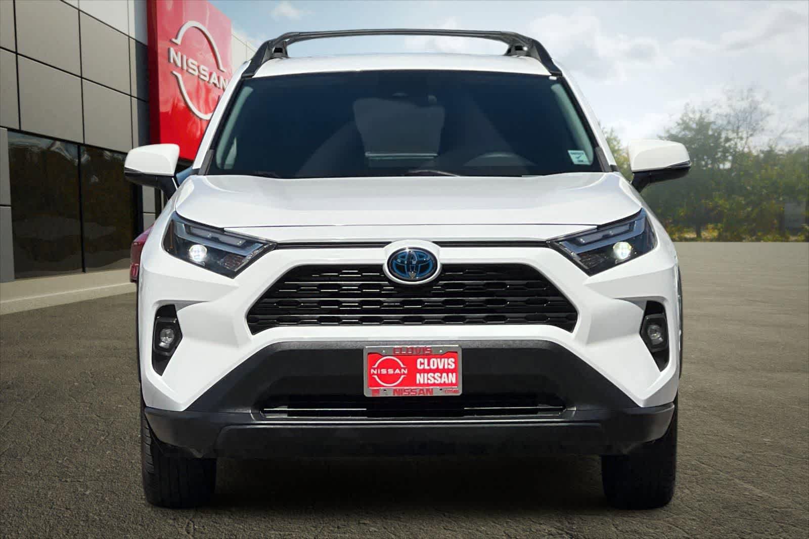 Used 2023 Toyota RAV4 AWD Hybrid image 11