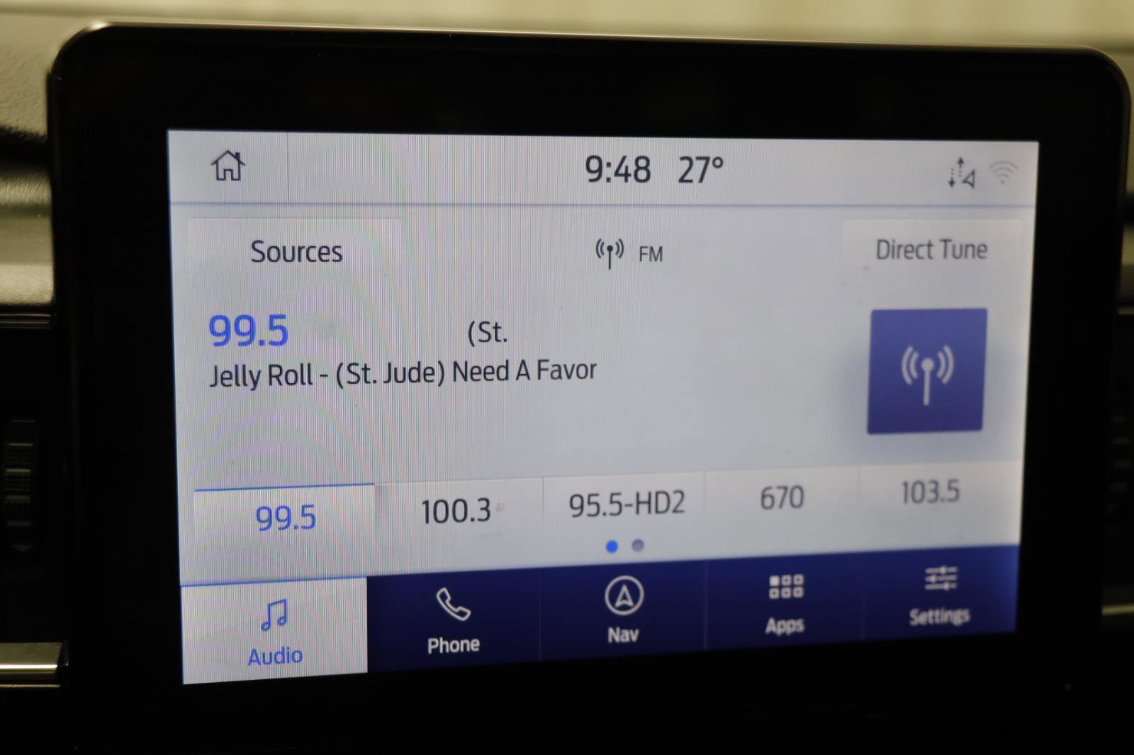 Used 2021 Ford Explorer Limited w/ Equipment Group 301A image 9