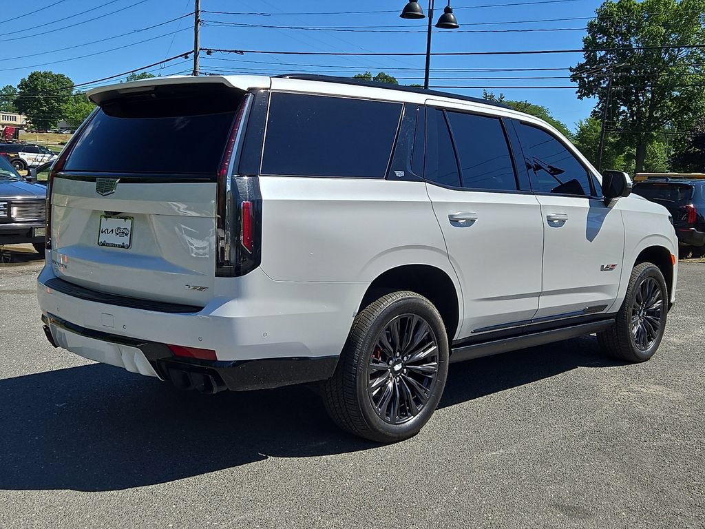 Used 2023 Cadillac Escalade V w/ LPO, ONYX Package AWD/4WD image 6