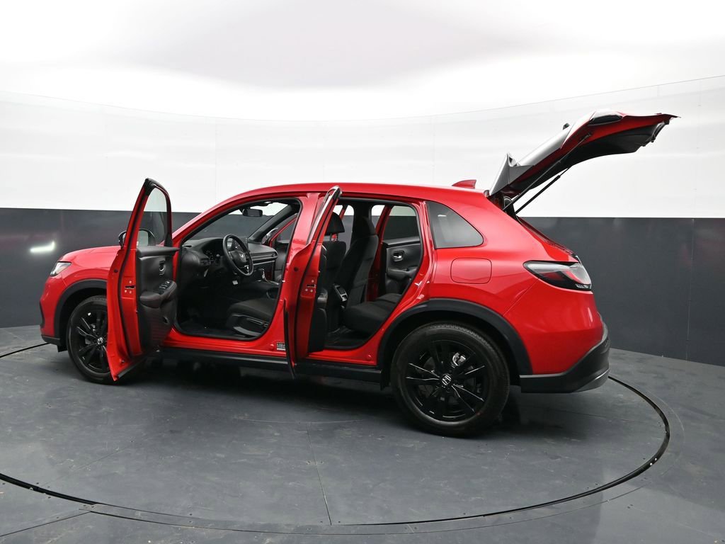 Certified 2026 Honda HR-V Sport image 47