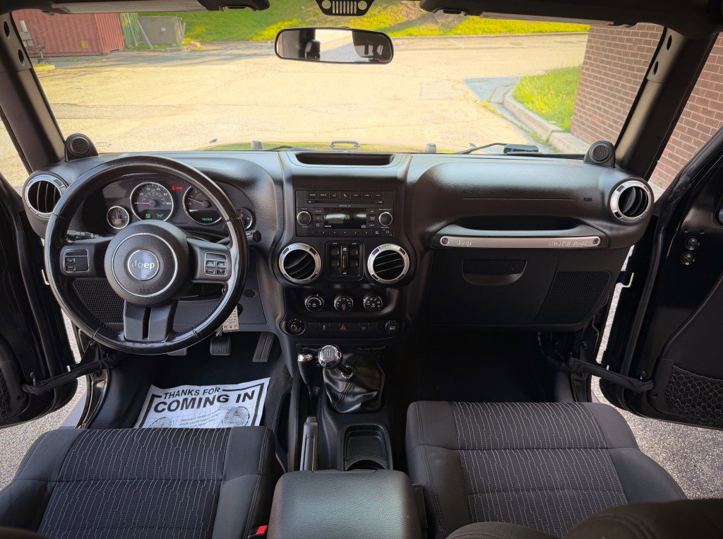 Used 2011 Jeep Wrangler Unlimited Sahara w/ Dual Top Group image 9