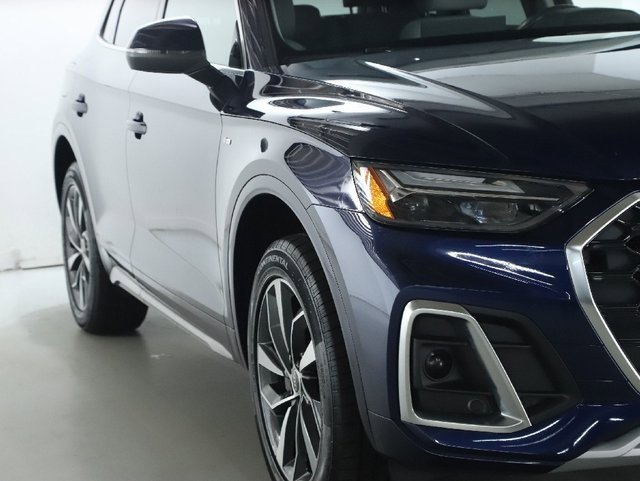 Used 2023 Audi Q5 2.0T Premium Plus w/ Premium Plus Package image 8
