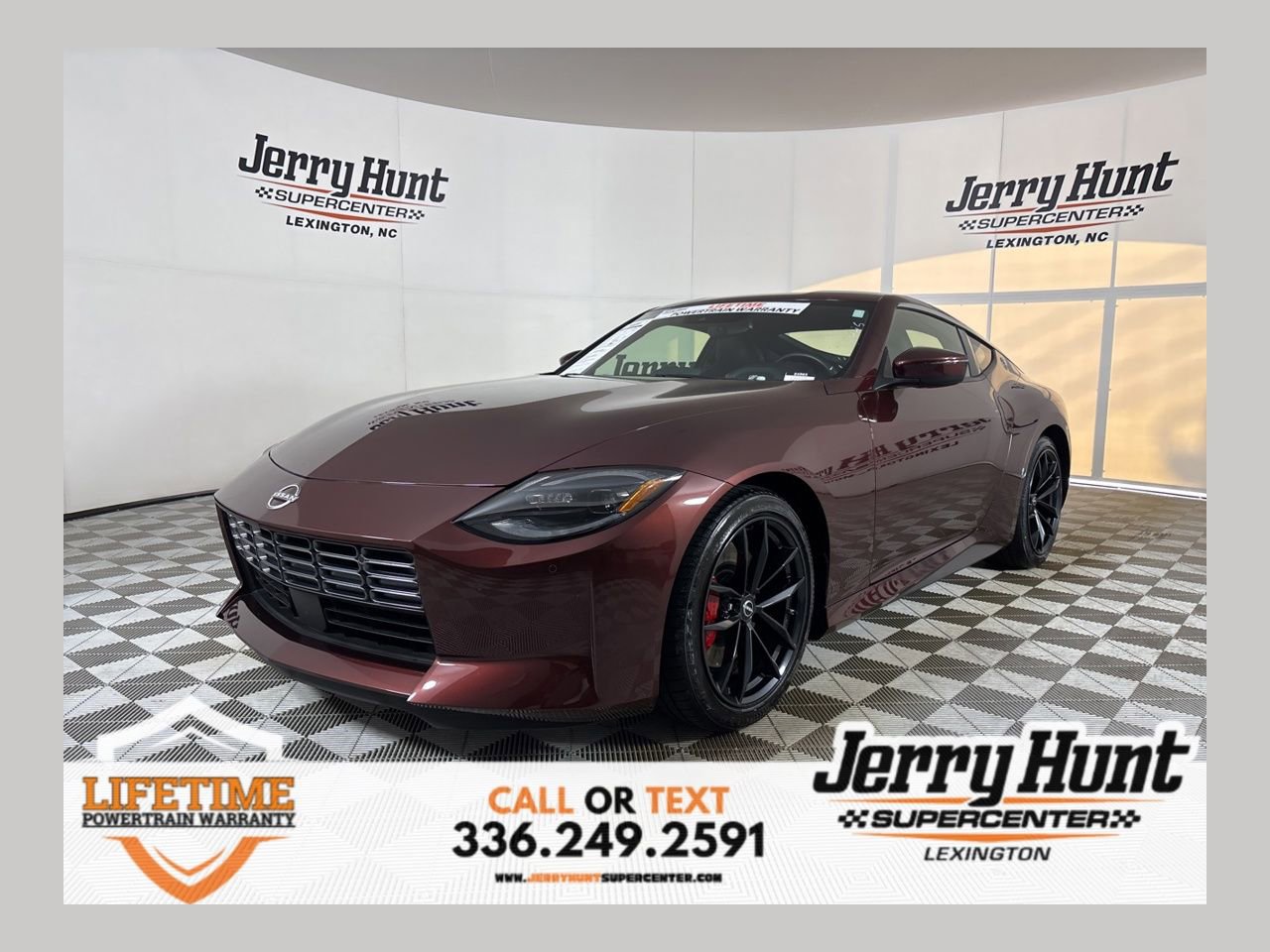 Used 2025 Nissan Z Performance w/ Floor Mat Package image 1