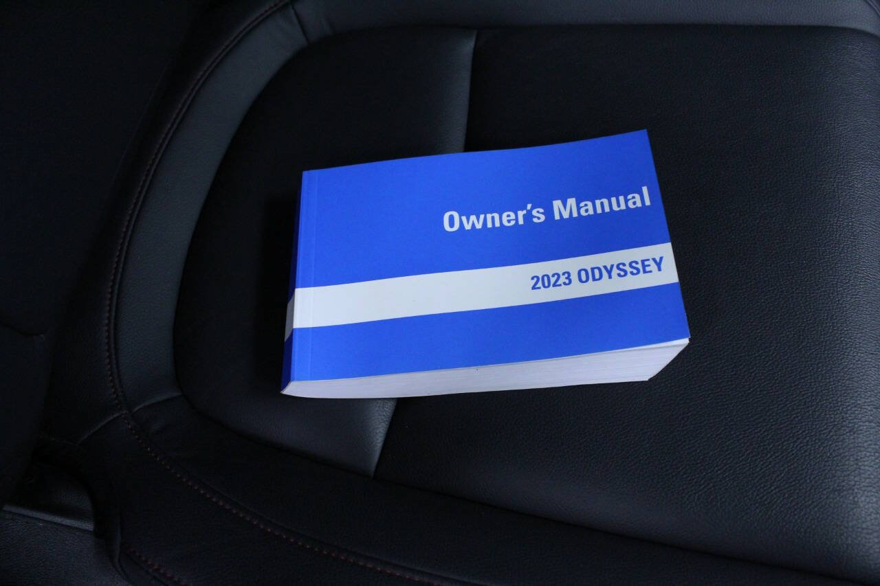 Used 2023 Honda Odyssey Sport image 40