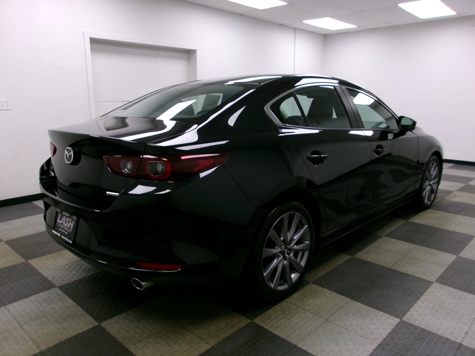 Used 2024 MAZDA MAZDA3 s FWD image 14