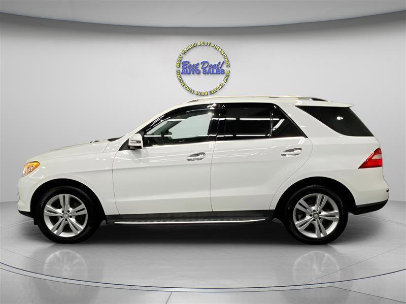 Used 2015 Mercedes-Benz ML 250 BlueTEC 4MATIC w/ Premium 1 Package image 2