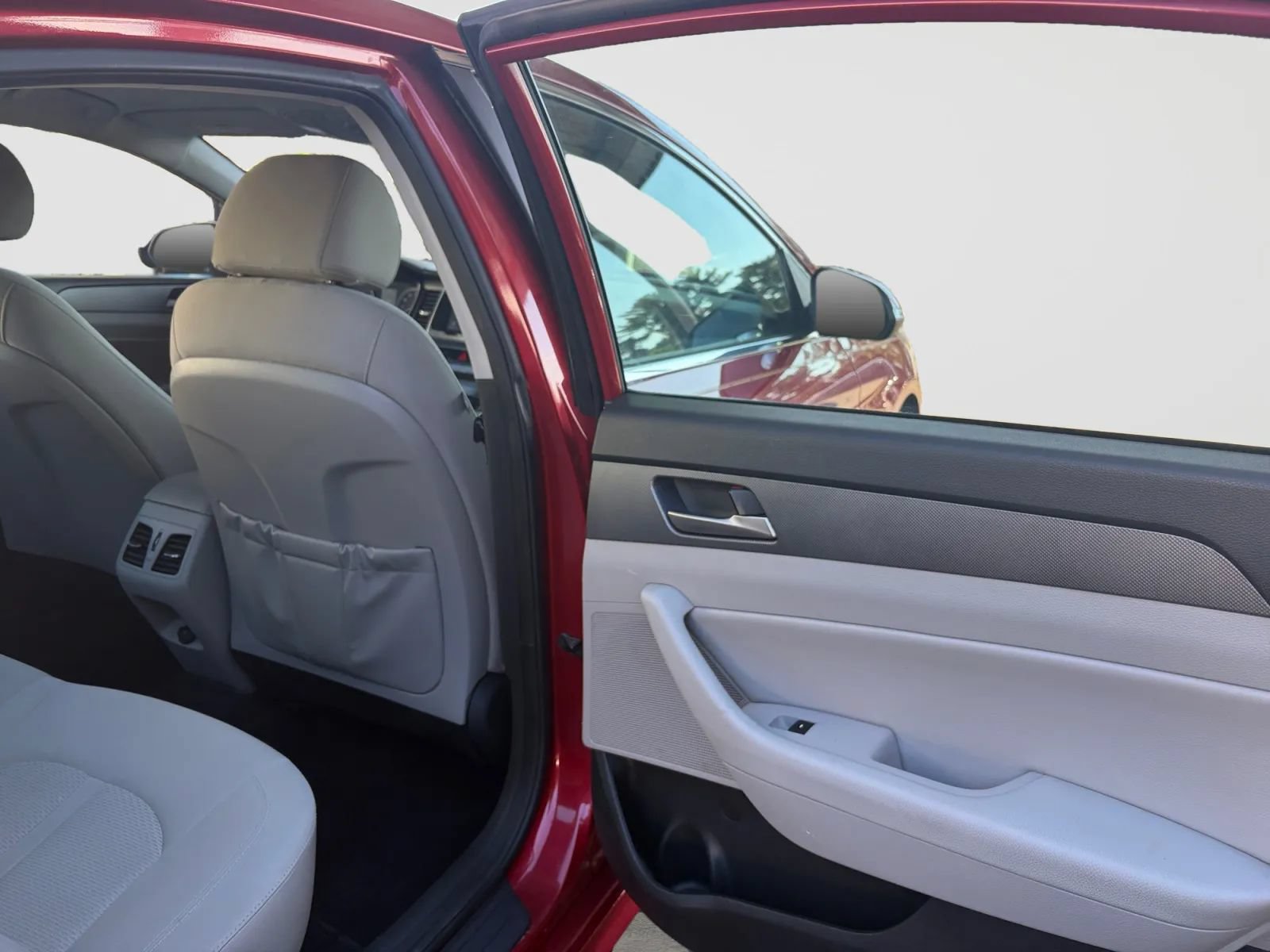Used 2019 Hyundai Sonata SEL FWD image 17