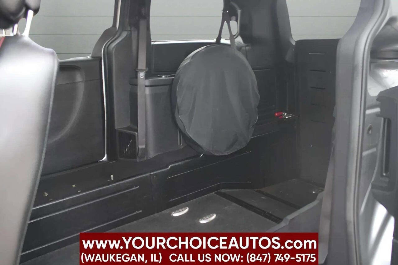 Used 2019 Dodge Grand Caravan GT FWD image 34