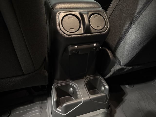 Used 2025 Jeep Wrangler Unlimited Sport AWD/4WD image 26