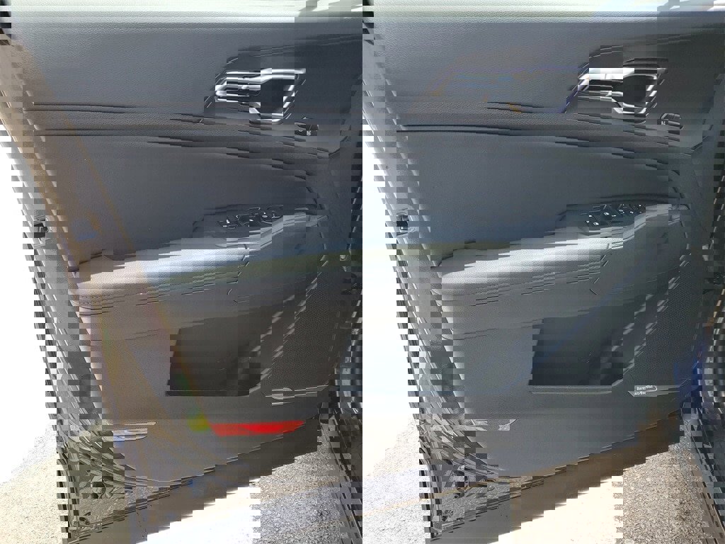 New 2026 Kia Sportage SX image 8