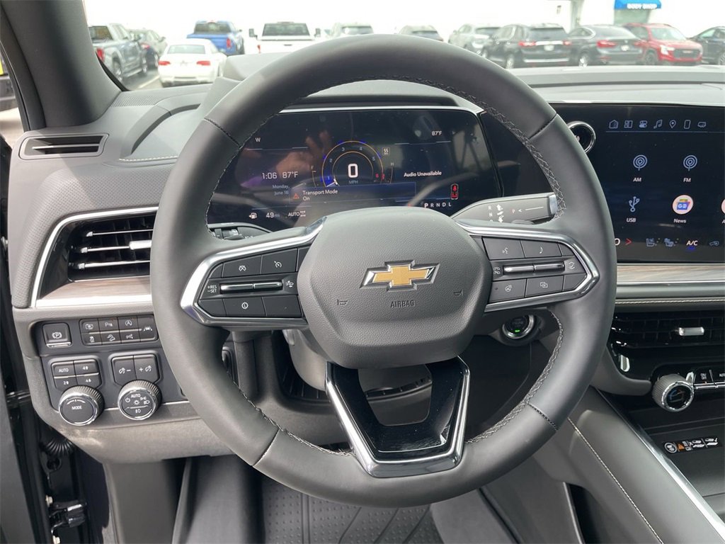 New 2025 Chevrolet Suburban Premier image 14