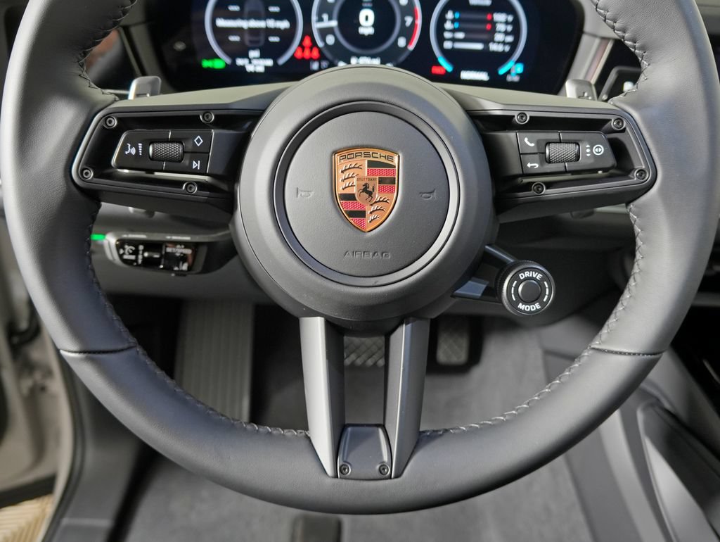 New 2026 Porsche Cayenne Coupe AWD/4WD image 24