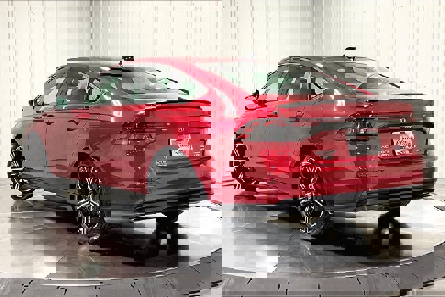 Used 2024 Honda Accord Sport image 12