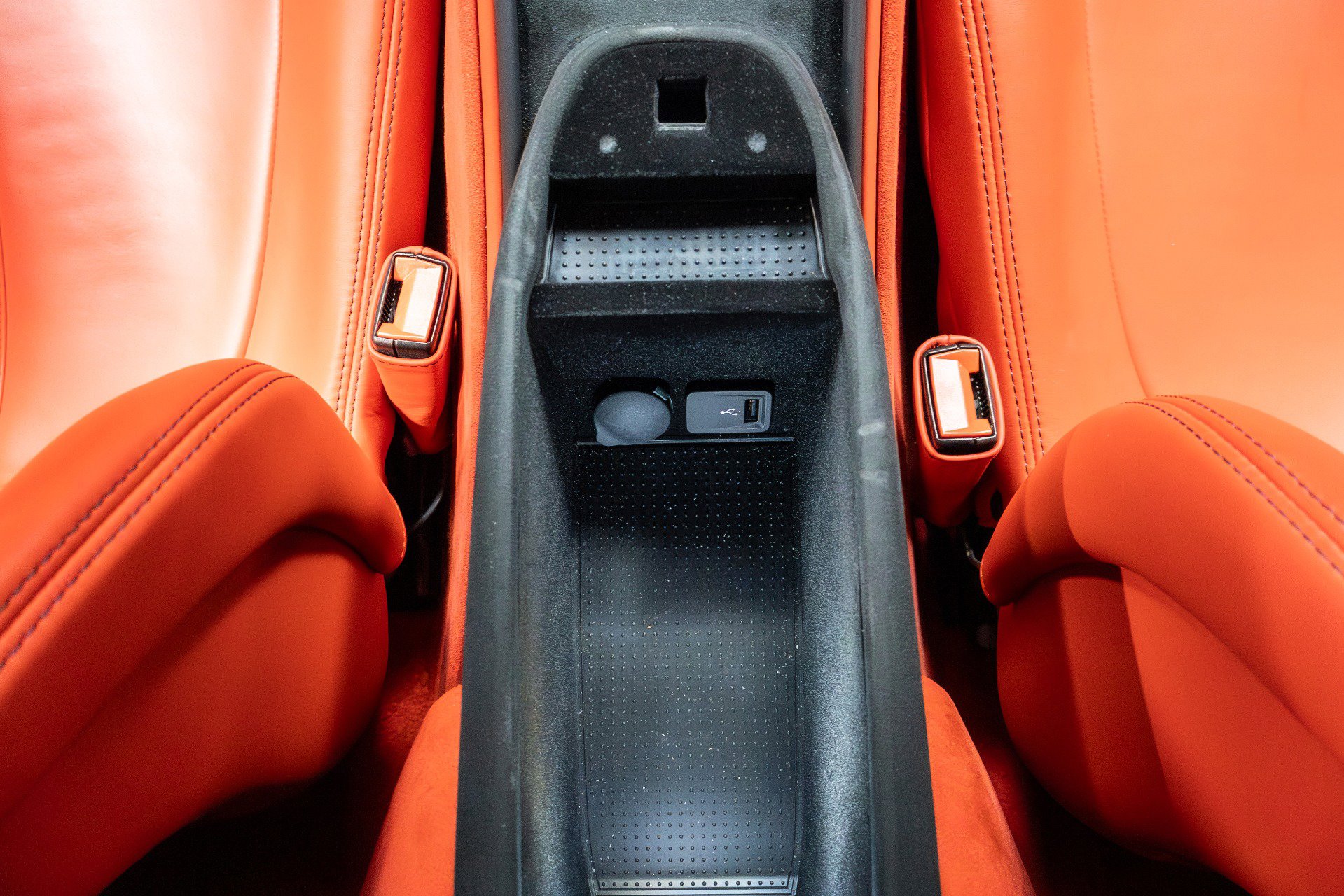 Used 2022 Ferrari Roma image 31
