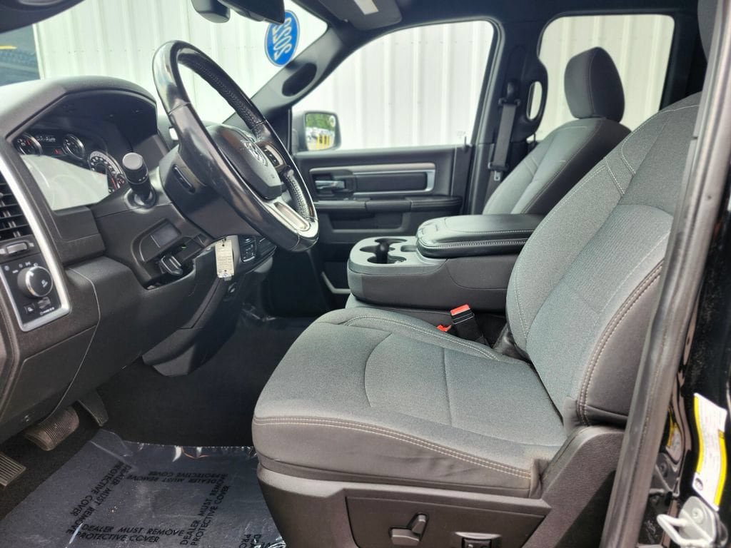 Used 2022 RAM 1500 Warlock w/ Electronics Group AWD/4WD image 16