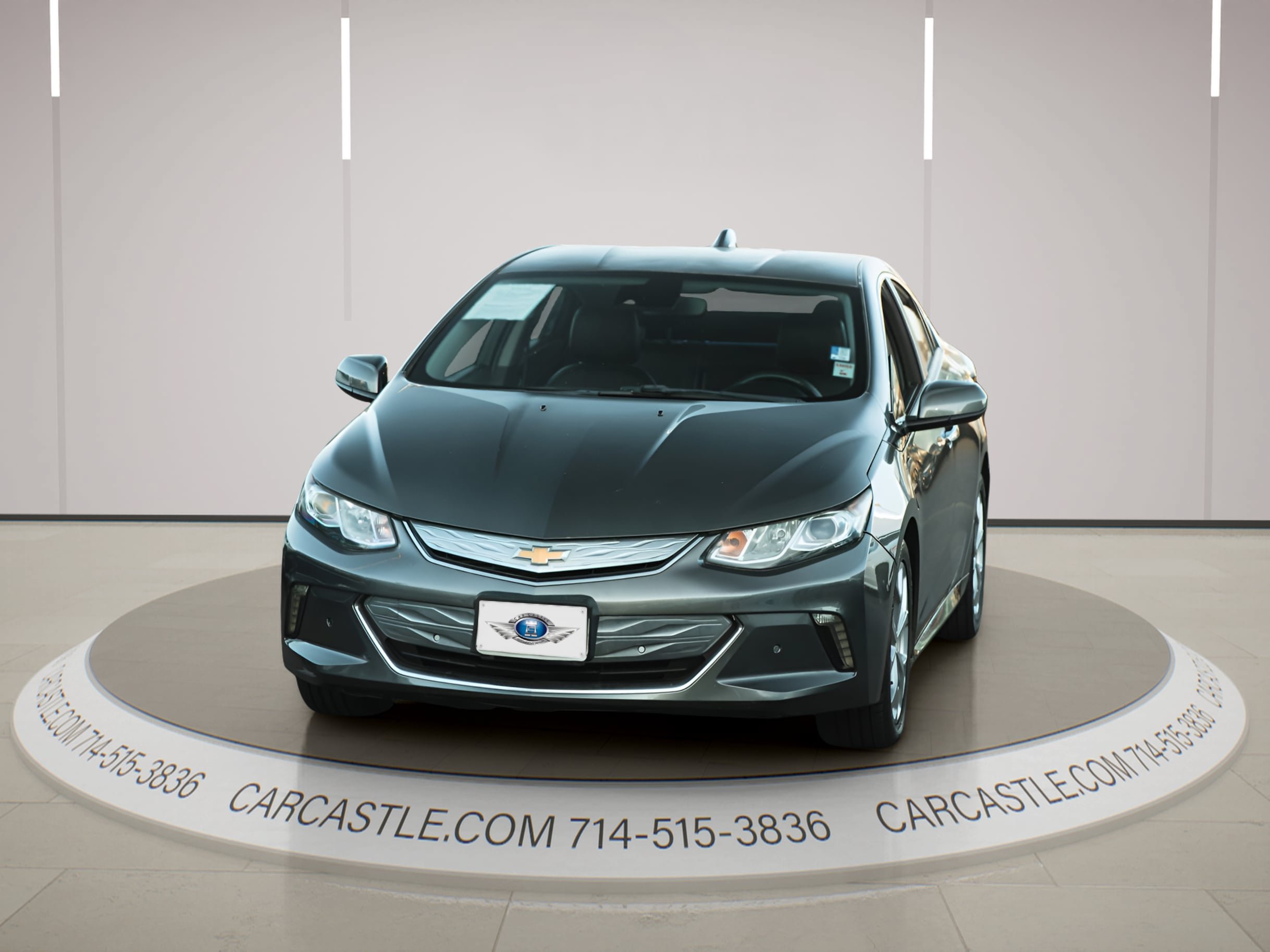 Used 2016 Chevrolet Volt Premier w/ Driver Confidence Package FWD image 8