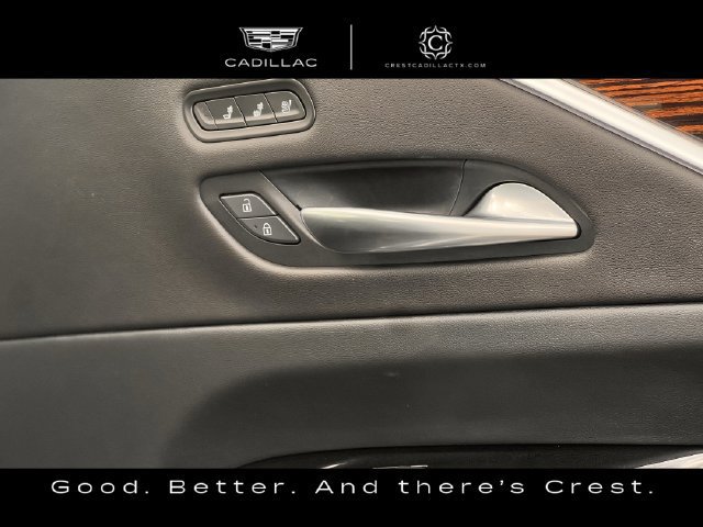 Used 2022 Cadillac Escalade Premium Luxury RWD image 31