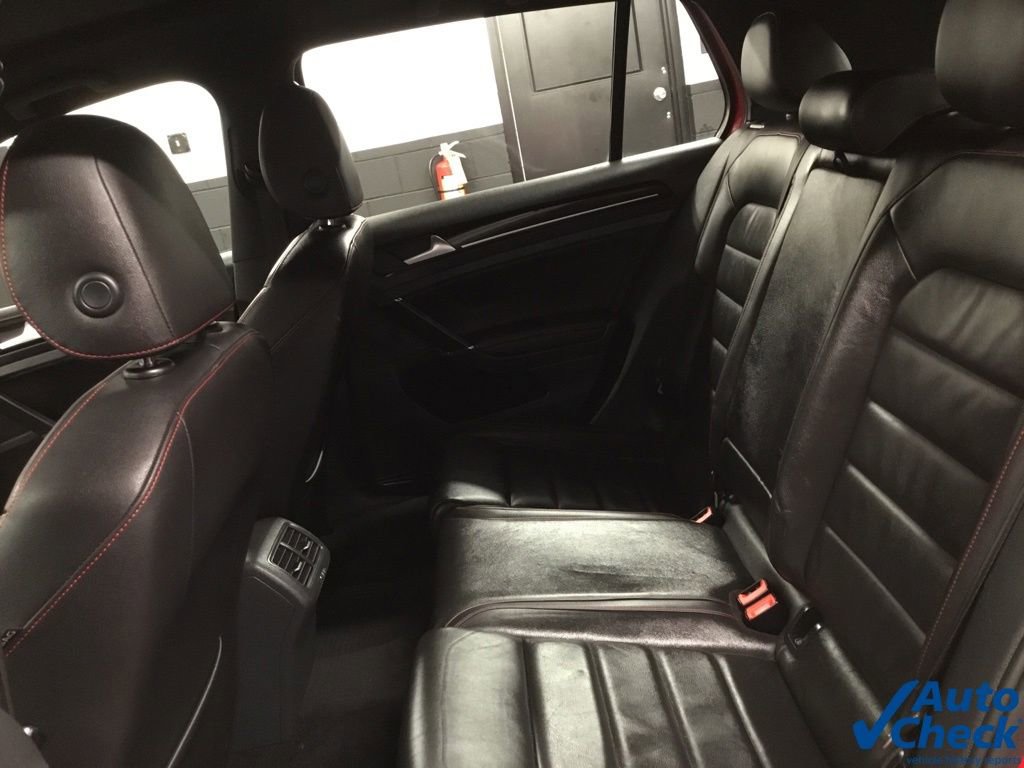 Used 2015 Volkswagen GTI SE w/ Lighting Package (SEL) FWD image 28
