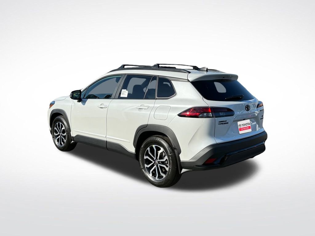 New 2026 Toyota Corolla Cross SE image 3