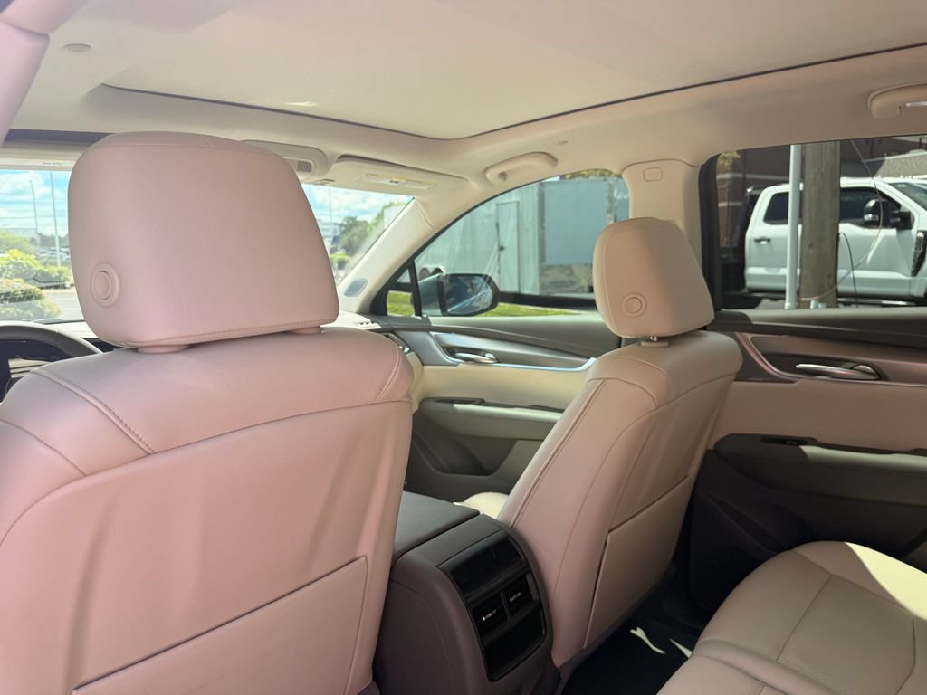 Certified 2026 Cadillac XT5 Premium Luxury FWD image 17