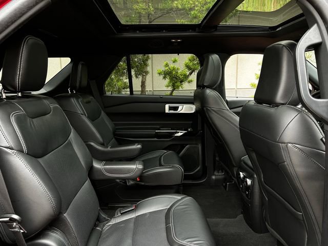 Used 2022 Ford Explorer ST w/ Equipment Group 401A AWD/4WD image 32