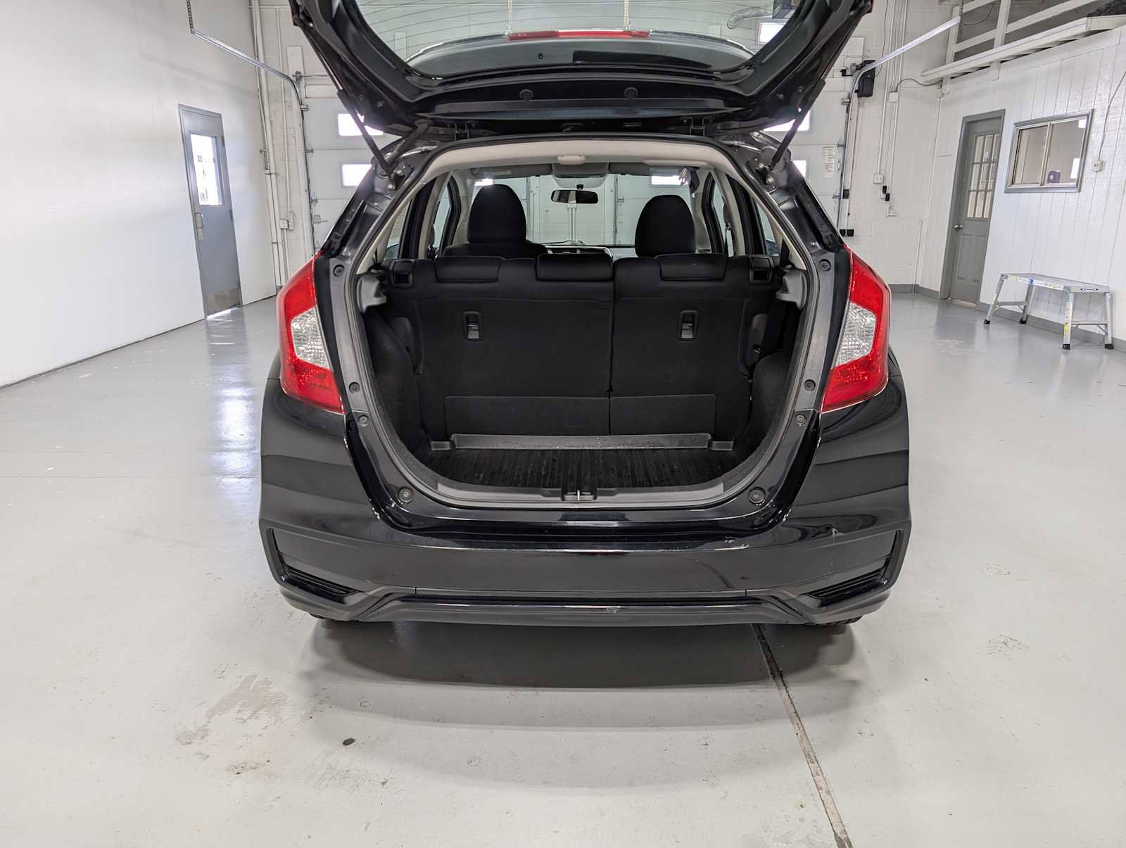 Used 2018 Honda Fit LX image 35